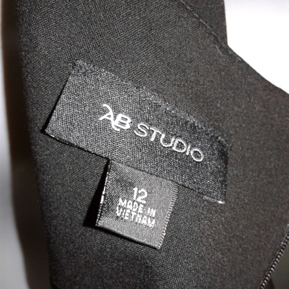 👗AB Studio 'Style Me Pretty' Dress 👗 - Picture 4 of 6